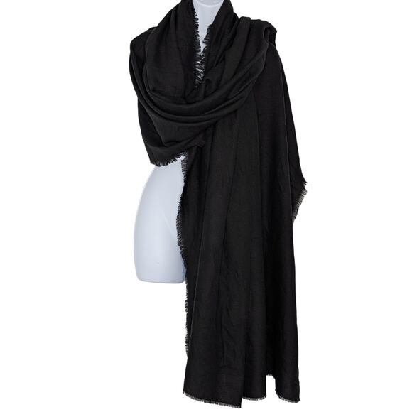 Tasha Black Knit Oversized Linen Scarf - Picture 1 of 7